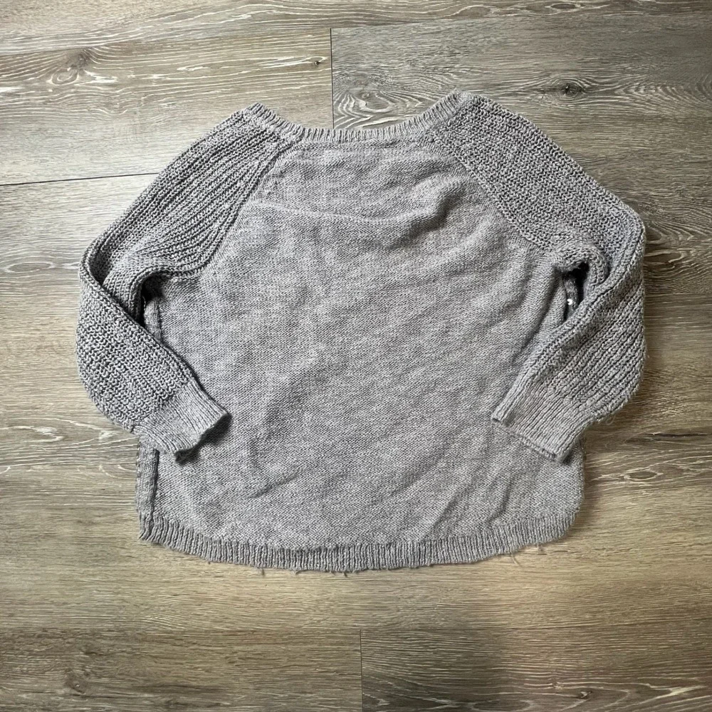 Justice Sweater‎ Girls 14 Grey Sequin Metallic Knit High-Low Long Sleeve Sparkly
